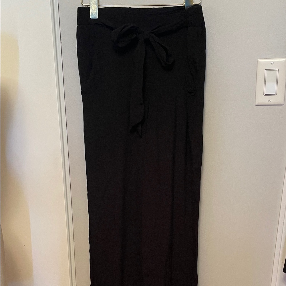 Wilfred Black wide leg  pant with Tie Waist
